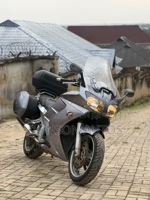Yamaha 2010
