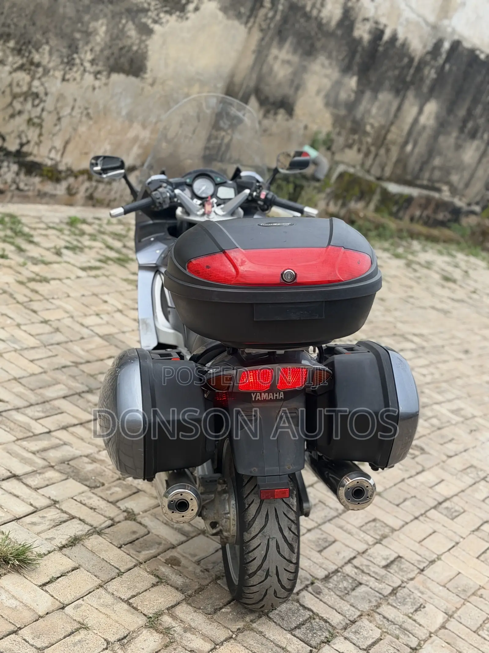 Yamaha 2010