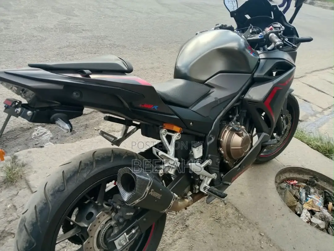 Honda CBR 2020 Gray