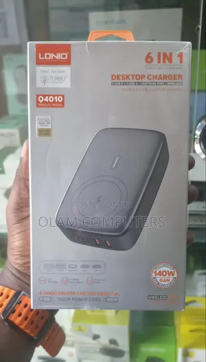 Ldnio 6 in 1 Desktop 140w Charger Q4010
