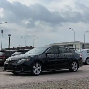 Toyota Camry SE 4dr Sedan (2.5L 4cyl 6A) 2011 Black