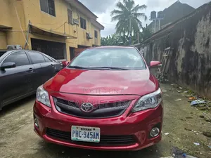 Toyota Corolla 2012 Red