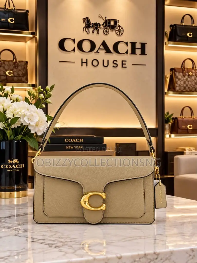 *COACH Medium Size, With