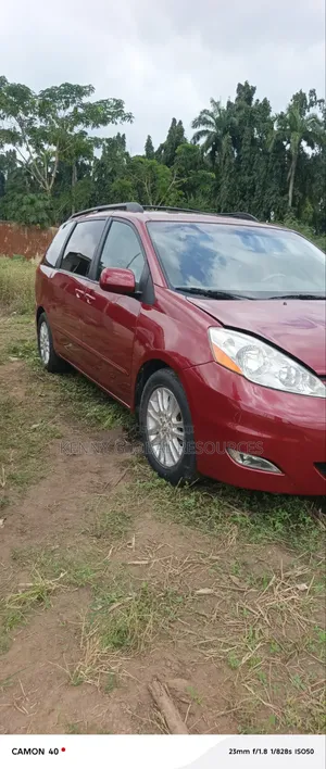 Toyota Sienna XLE Limited 4WD 2008 Maroon