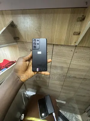 Samsung Galaxy S21 Ultra 5G 128 GB Black
