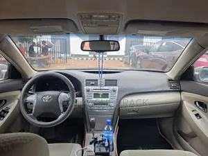 Toyota Camry 2008 Gold