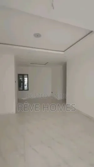 3bdrm Block of Flats in Ifako-Gbagada for sale