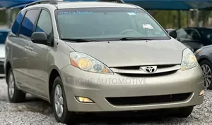 Toyota Sienna 2007 Gold