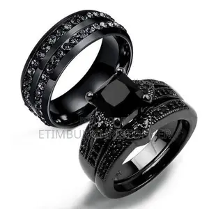 Stunning Black Princess-Cut Diamond Engagement & Wedding Ring Set