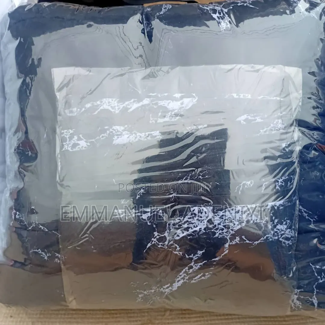 High Quality Duvet, Bedsheet and Memory Pillows