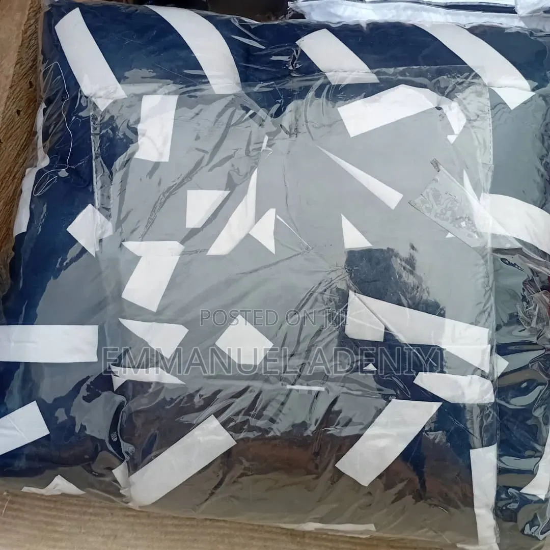 High Quality Duvet, Bedsheet and Memory Pillows