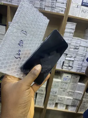 Samsung Galaxy S20 Copy Screen Available