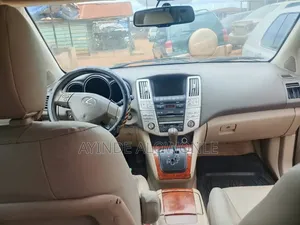 Lexus RX 330 2005 Gold