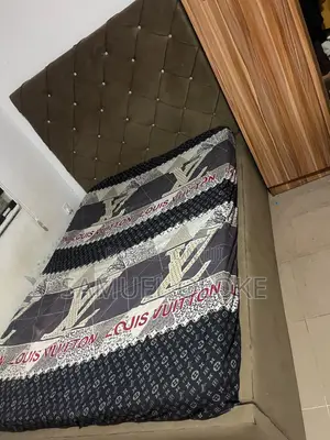 4 and Half Bedframe