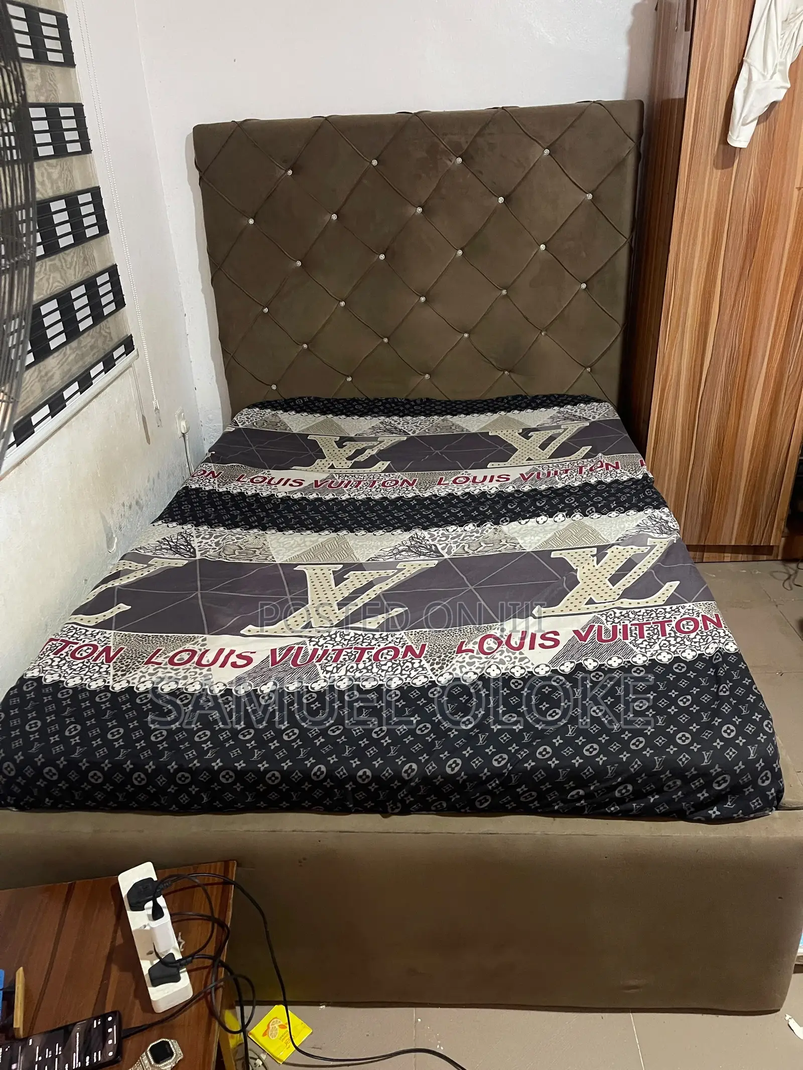 4 and Half Bedframe