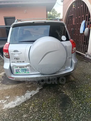 Toyota RAV4 2009 Silver
