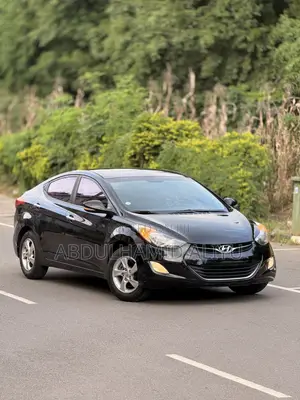 Hyundai Avante 2012 Black