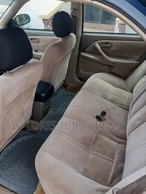 Toyota Camry 2000 Blue
