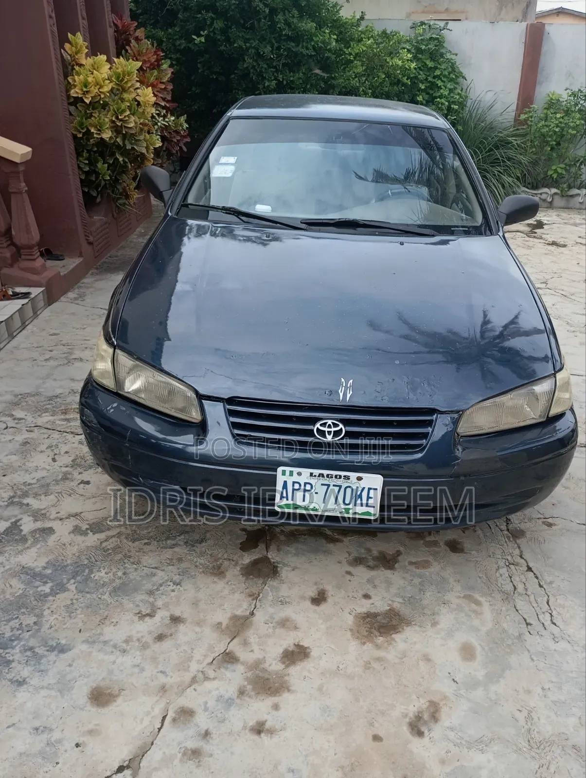 Toyota Camry 2000 Blue