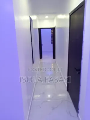 Furnished 3bdrm Apartment in Odubiyi, Lawanson for rent