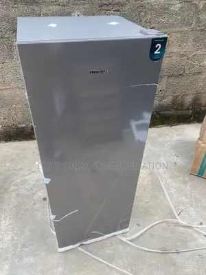 Hisense RS189DR 190L Upright Freezer