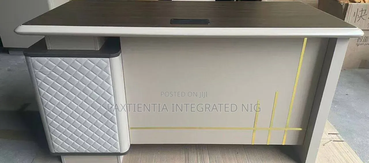 1.4 Meters Office Desk