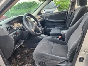 Toyota Corolla S 2004 Silver