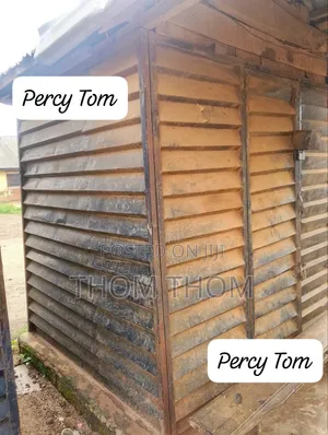 6ft × 6ft Container With Roofing Included