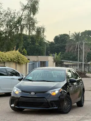 Toyota Corolla 2015 Black