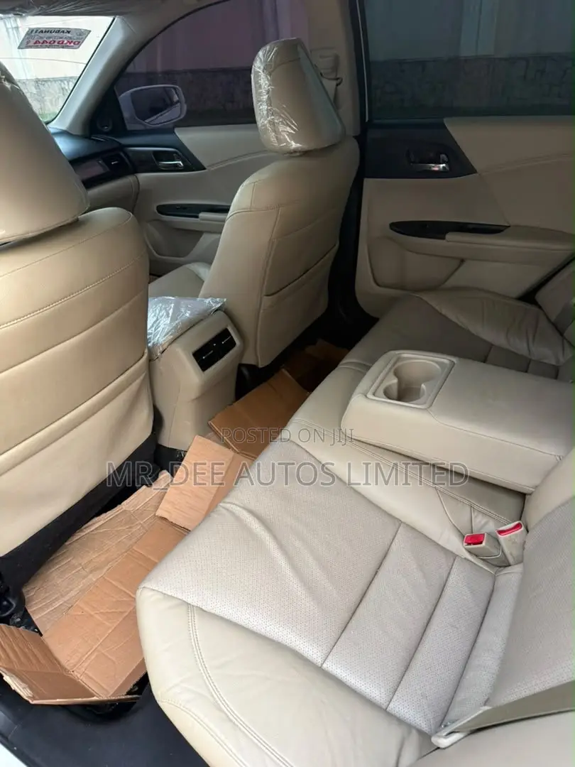 Honda Accord 2016 White