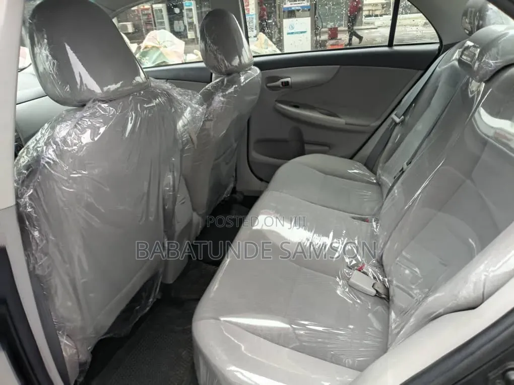 Toyota Corolla 2013 Gray