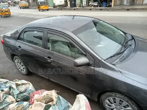 Toyota Corolla 2013 Gray