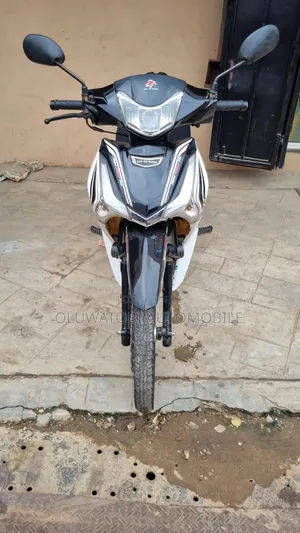 Kary-Go Cargo 2025 White