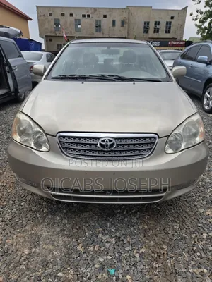 Toyota Corolla 2005 Gold