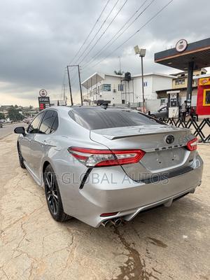 Toyota Camry XSE (2.5L 4cyl 8A) 2019 Silver