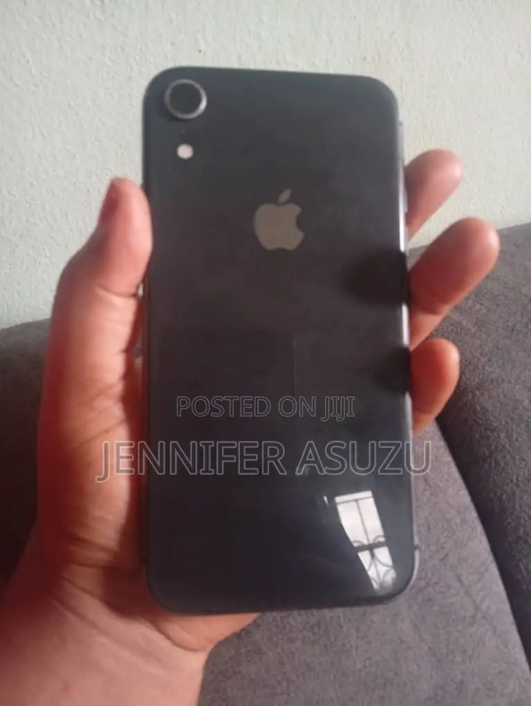 Apple iPhone XR 128 GB Black