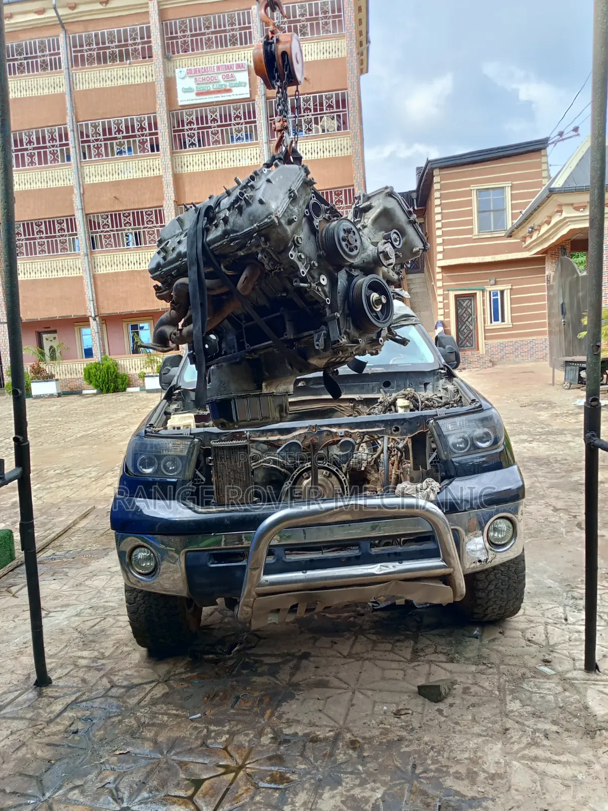 Range Rover Mechanic