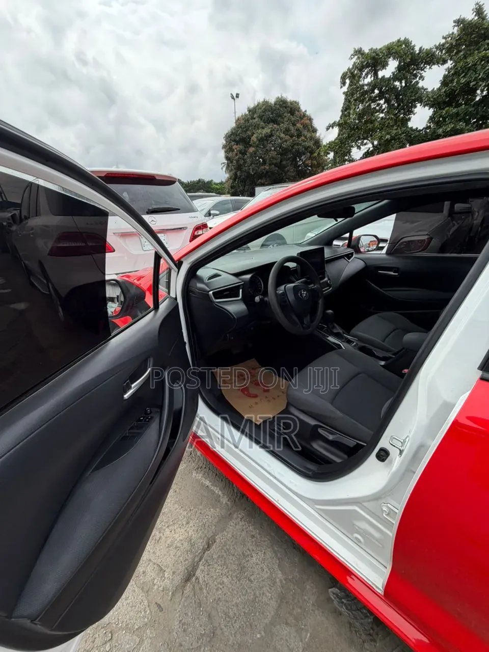 Toyota Corolla LE 2022 Red
