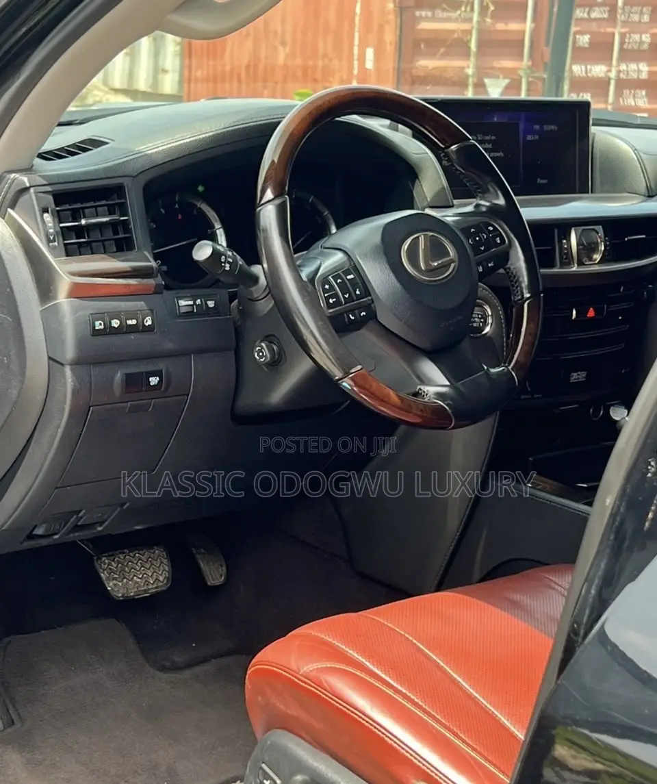 Lexus LX 570 AWD 2019 Black