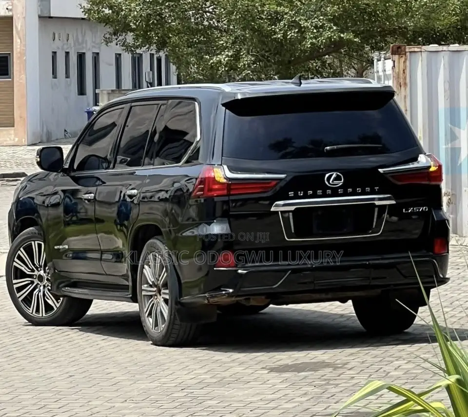 Lexus LX 570 AWD 2019 Black