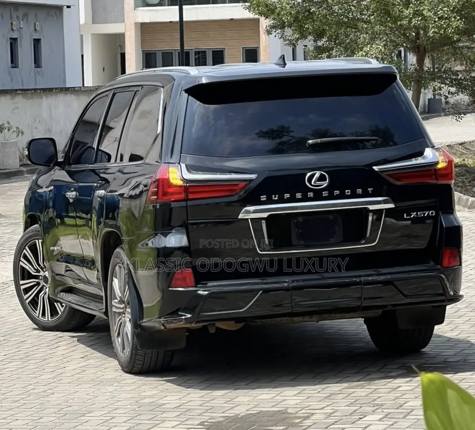Lexus LX 570 AWD 2019 Black