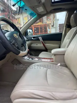 Toyota Highlander 2009 White