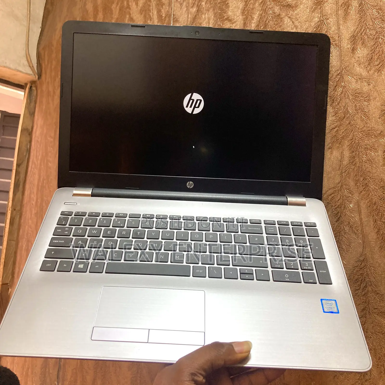 Laptop HP 250 G6 8GB Intel Core i7 SSD 256GB