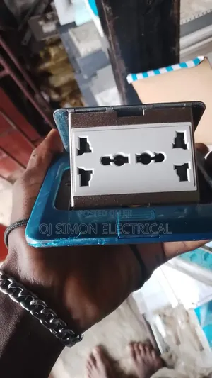 Floor Socket and Trunk