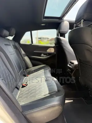 Mercedes-Benz GLE-Class 2021 White
