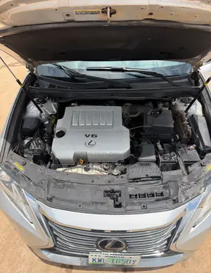 Lexus ES 2013 Silver