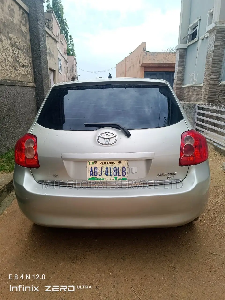 Toyota Auris 2009 Silver