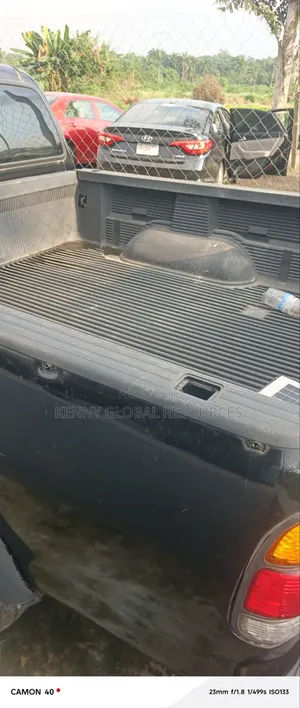 Toyota Tundra 2005 Black