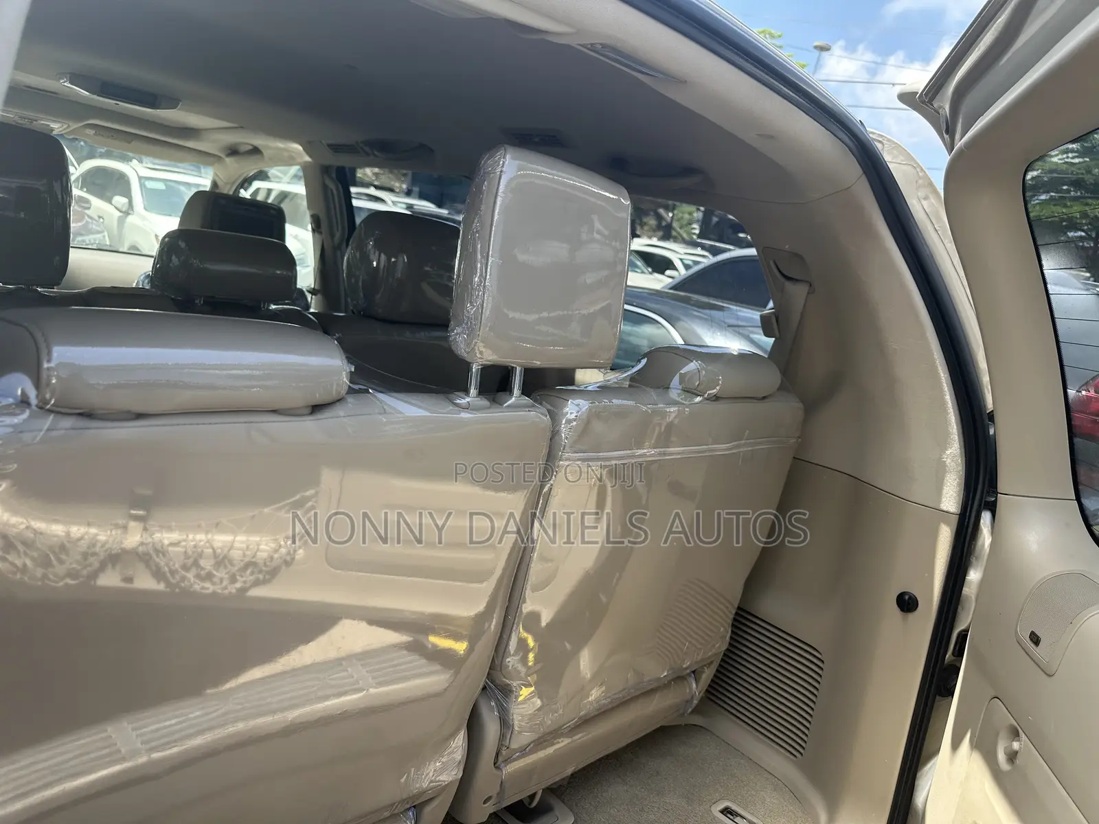 Lexus GX 470 2007 Gold