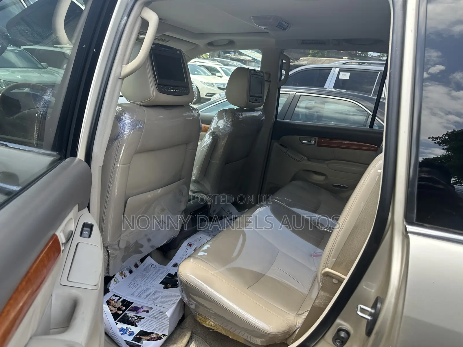 Lexus GX 470 2007 Gold